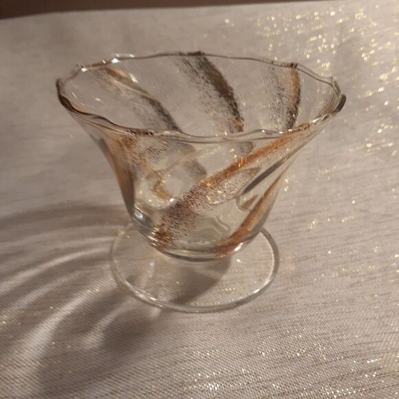 Partylite P7292 Romanian Rhapsody Votive Holder Tealight Holder Gold Details - Picture 3 of 5